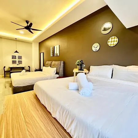 Melaka Town {Imperio Studio} Pool-View/4Pax/Bathub Luaran gambar