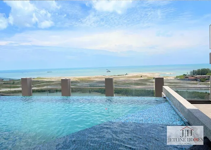 Melaka Town {Imperio Studio} Pool-View/4Pax/Bathub