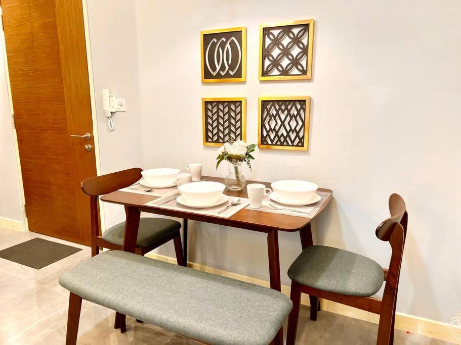 Apartment Town {imperio Studio} Pool-view/4pax/bathub Malacca